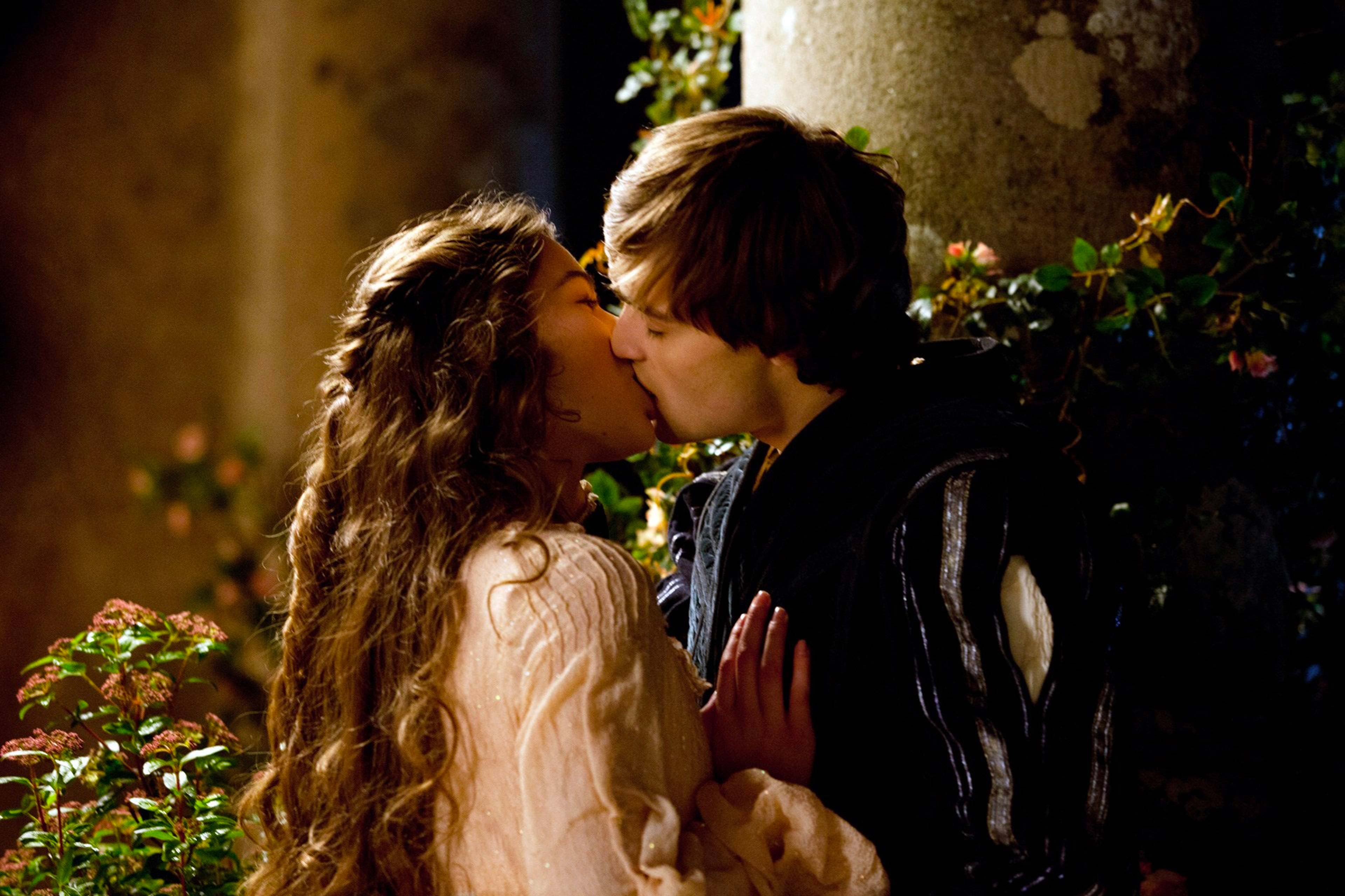 Romeo & Juliet | K+